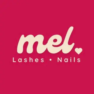 Mel_lashes_nails