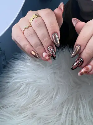Maxinailz
