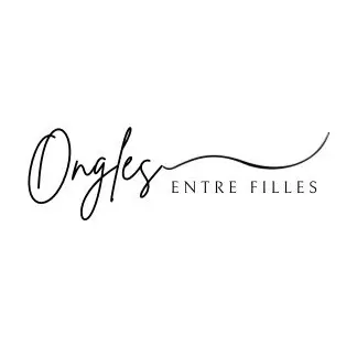 Ongles entre filles