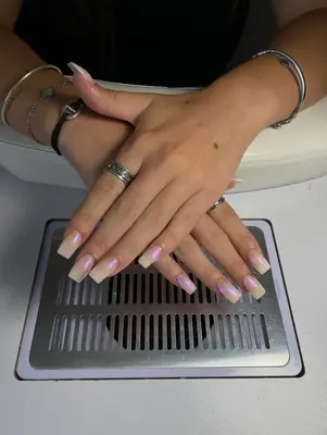 pinky.nailssbychloee