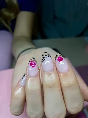 Eli’nails