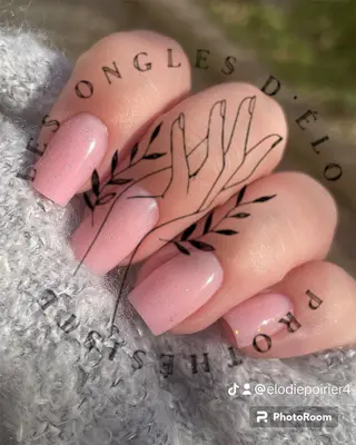 Les ongles d’elo 49