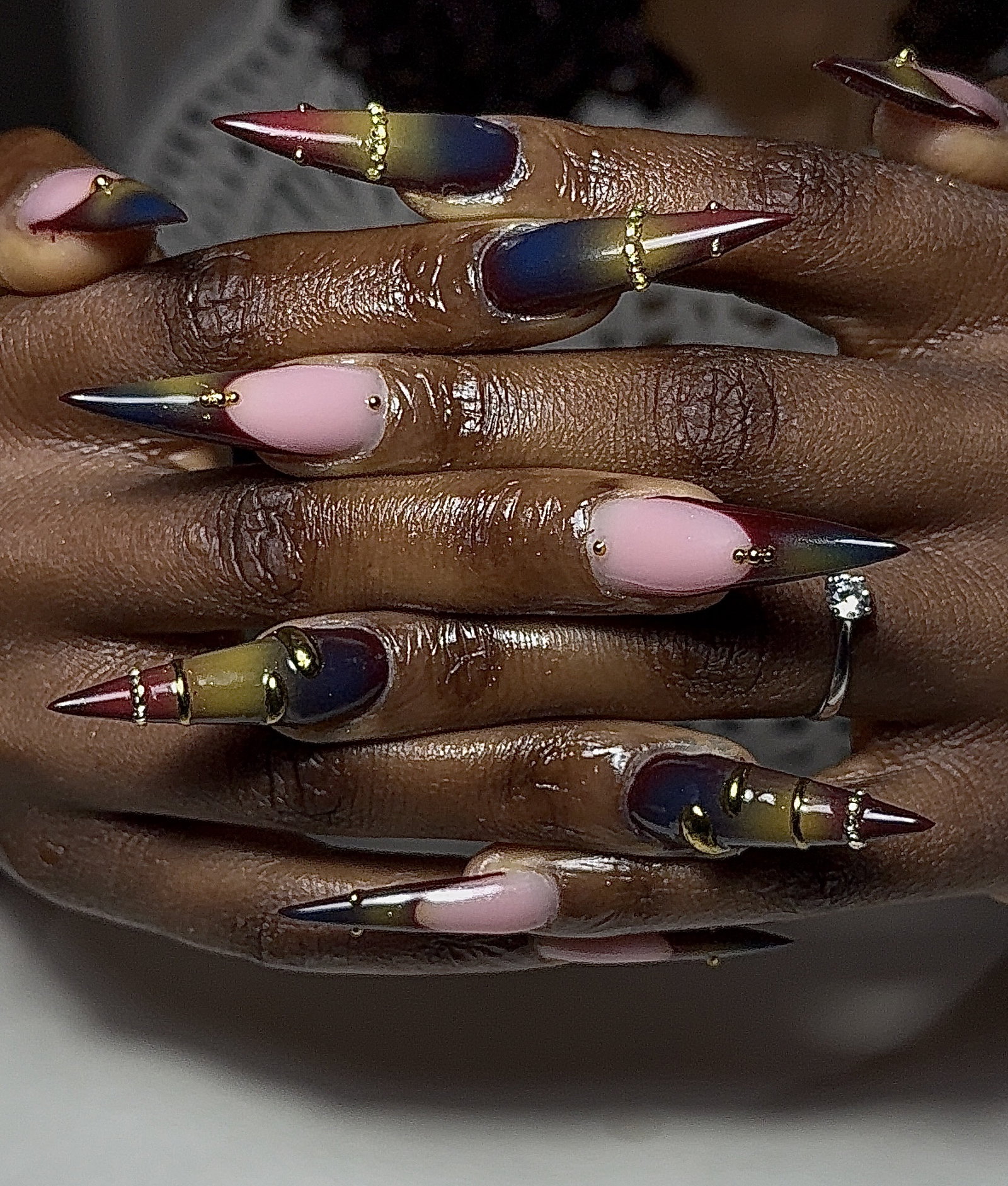 Lowri_nails